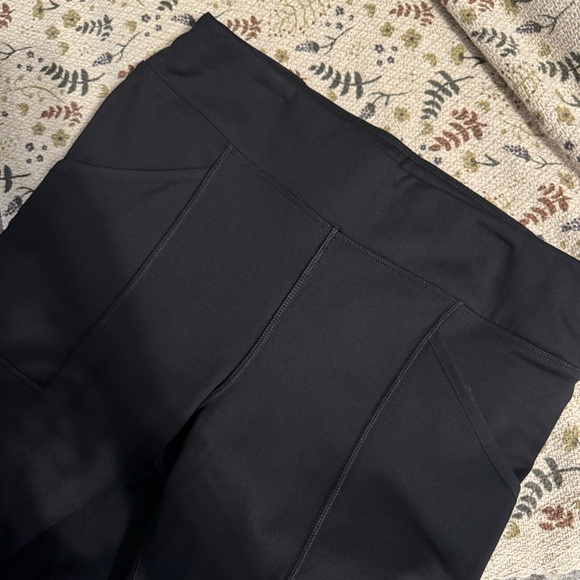 NEW WITHOUT TAGS,Carhartt Womens Rugged Flex Heavyweight Pocket Legging Medium. - Picture 4 of 5